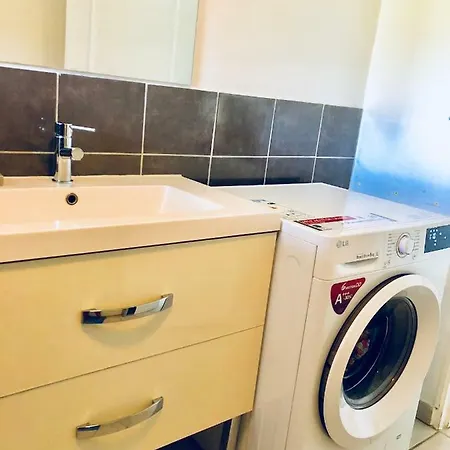 Apartman Logement Non Disponible Cogolin